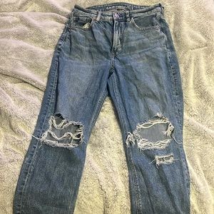 american eagle mom jeans